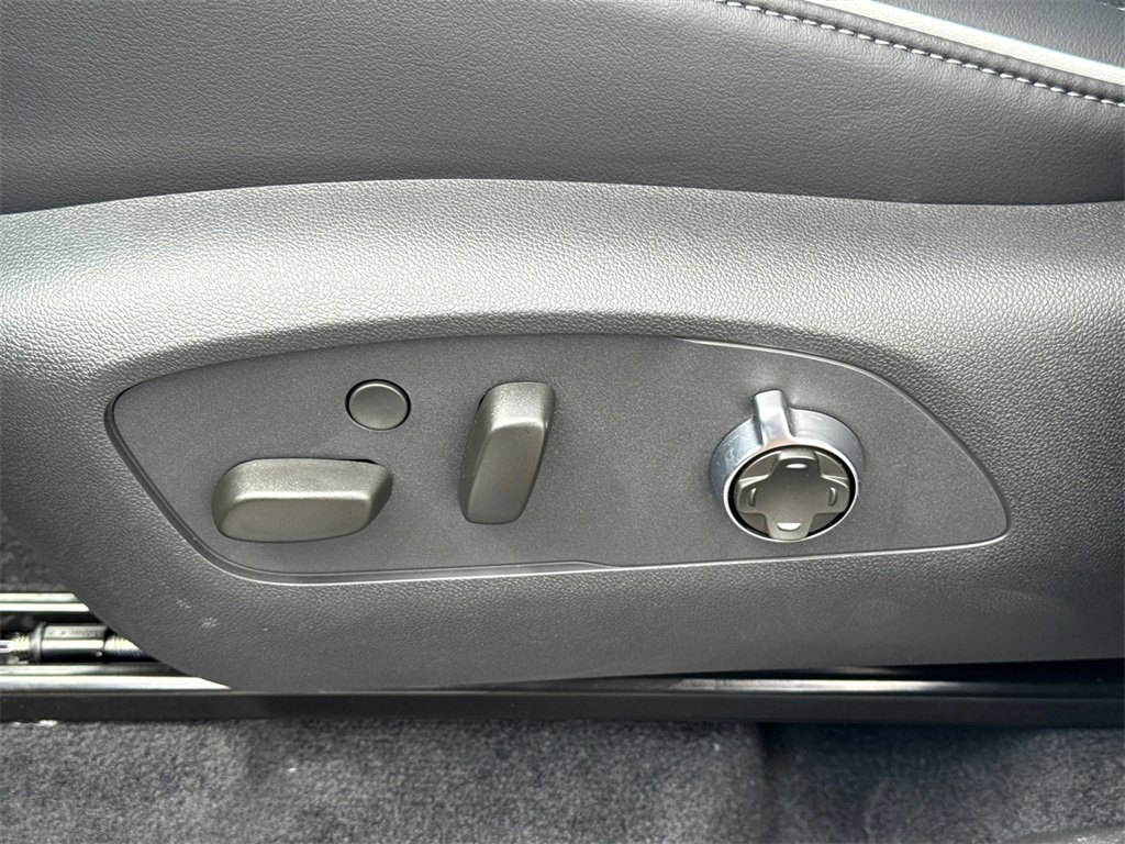 2026 Buick Enclave Avenir photo 15