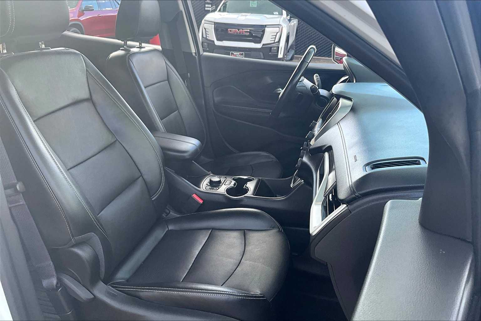 2022 Gmc Terrain SLT photo 8