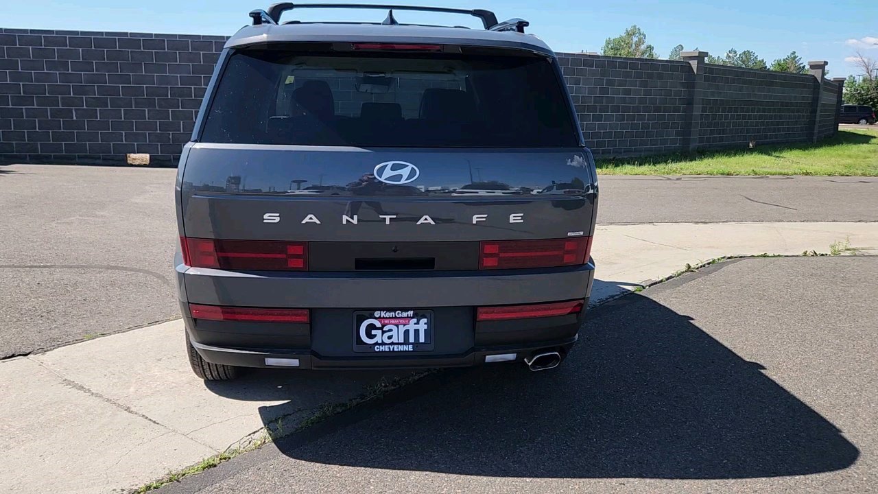 2025 Hyundai Santa Fe SEL photo 3