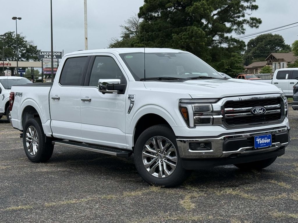 2025 Ford F-150 Lariat photo 2