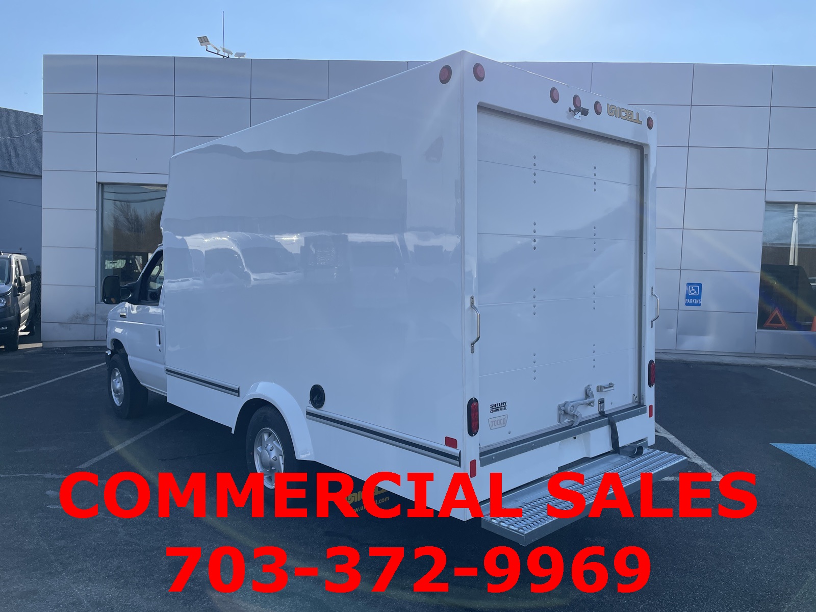 2025 Ford E-350 photo 10