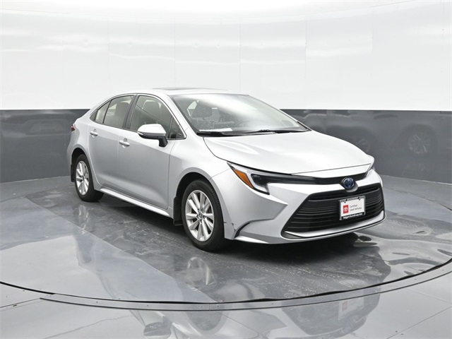 2024 Toyota Corolla Hybrid XLE photo 4