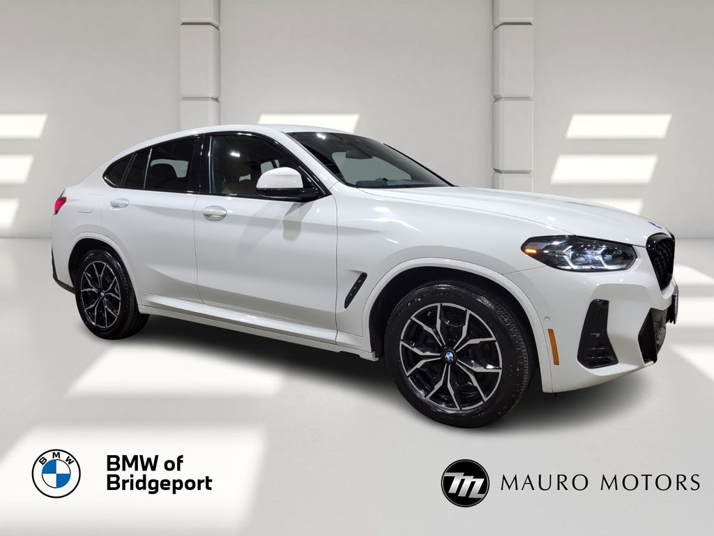 2023 BMW X4 30i's photo