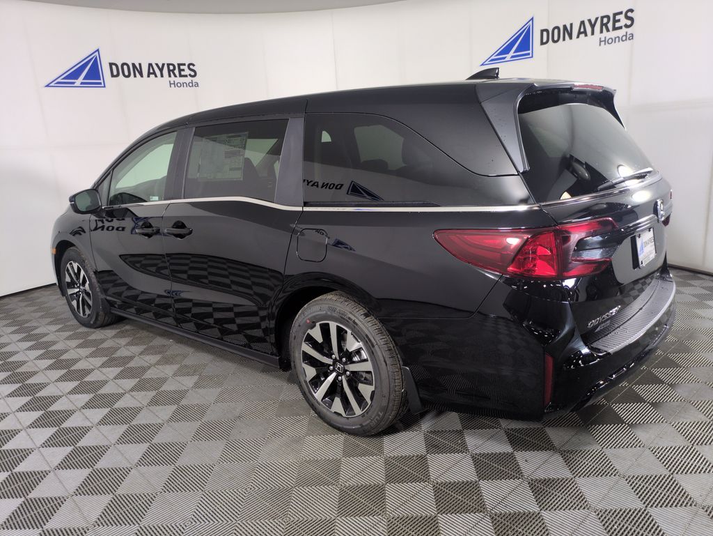 2026 Honda Odyssey EX-L photo 3