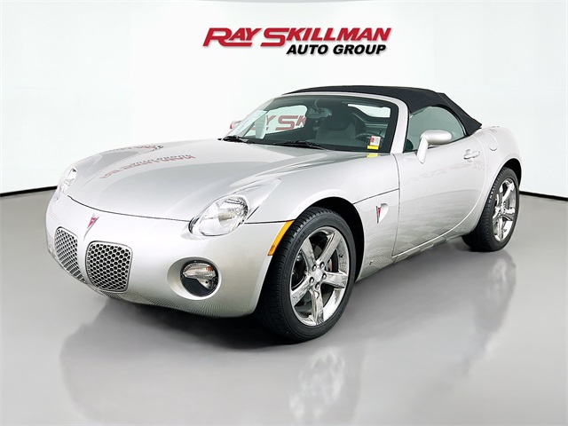 2008 Pontiac Solstice Base photo 3