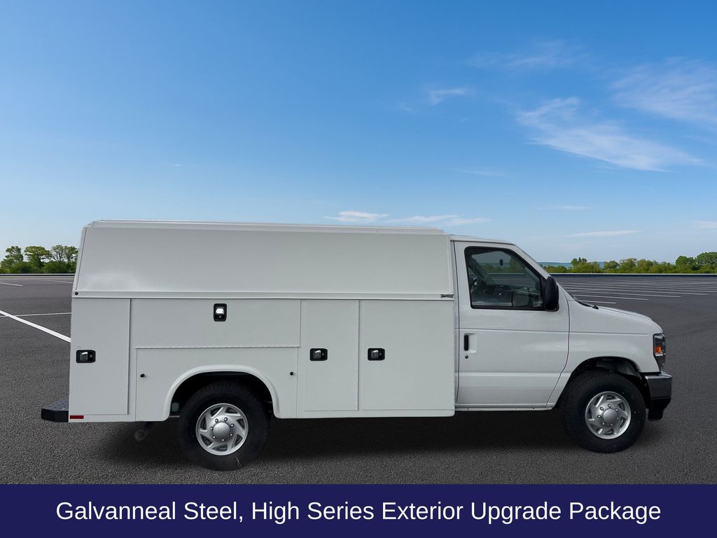 2025 Ford E-350 Base photo 5