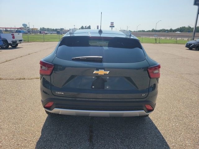 2026 Chevrolet Trax LT photo 16