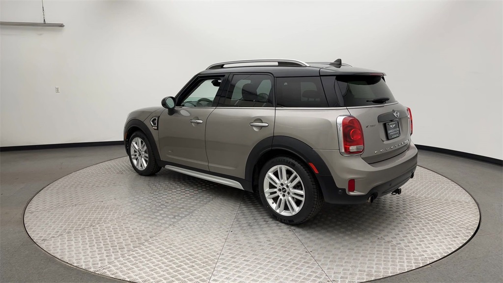 2017 Mini Cooper S ALL4 photo 4