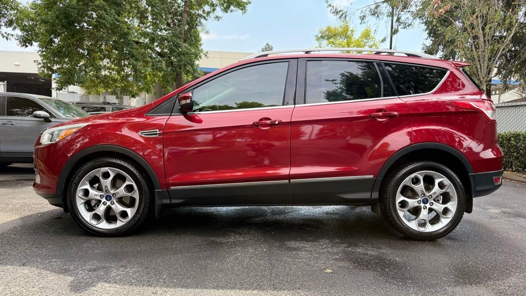 2015 Ford Escape Titanium photo 4