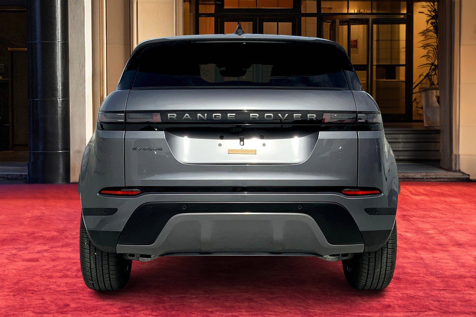 2026 Land Rover Range Rover Evoque S photo 3