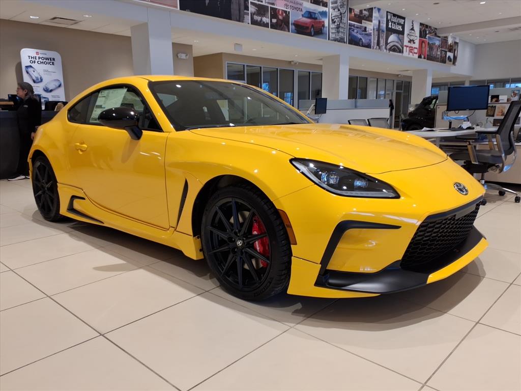 2026 Toyota GR86 Yuzu Edition's photo