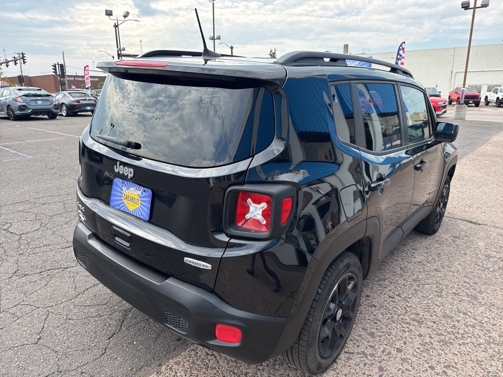 2018 Jeep Renegade Latitude North Edition photo 10