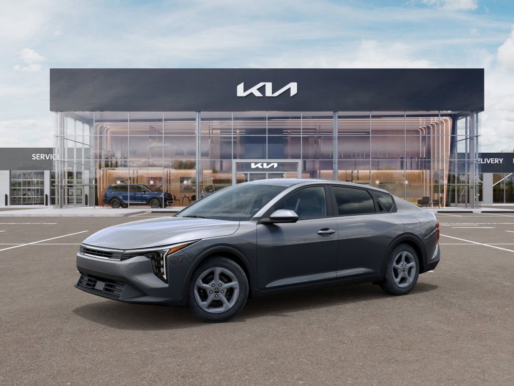 2025 Kia K4 LXS photo 3
