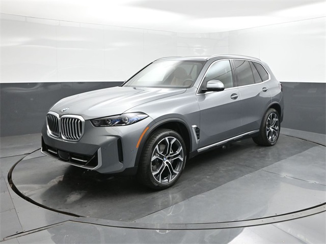 2026 BMW X5 40i's photo