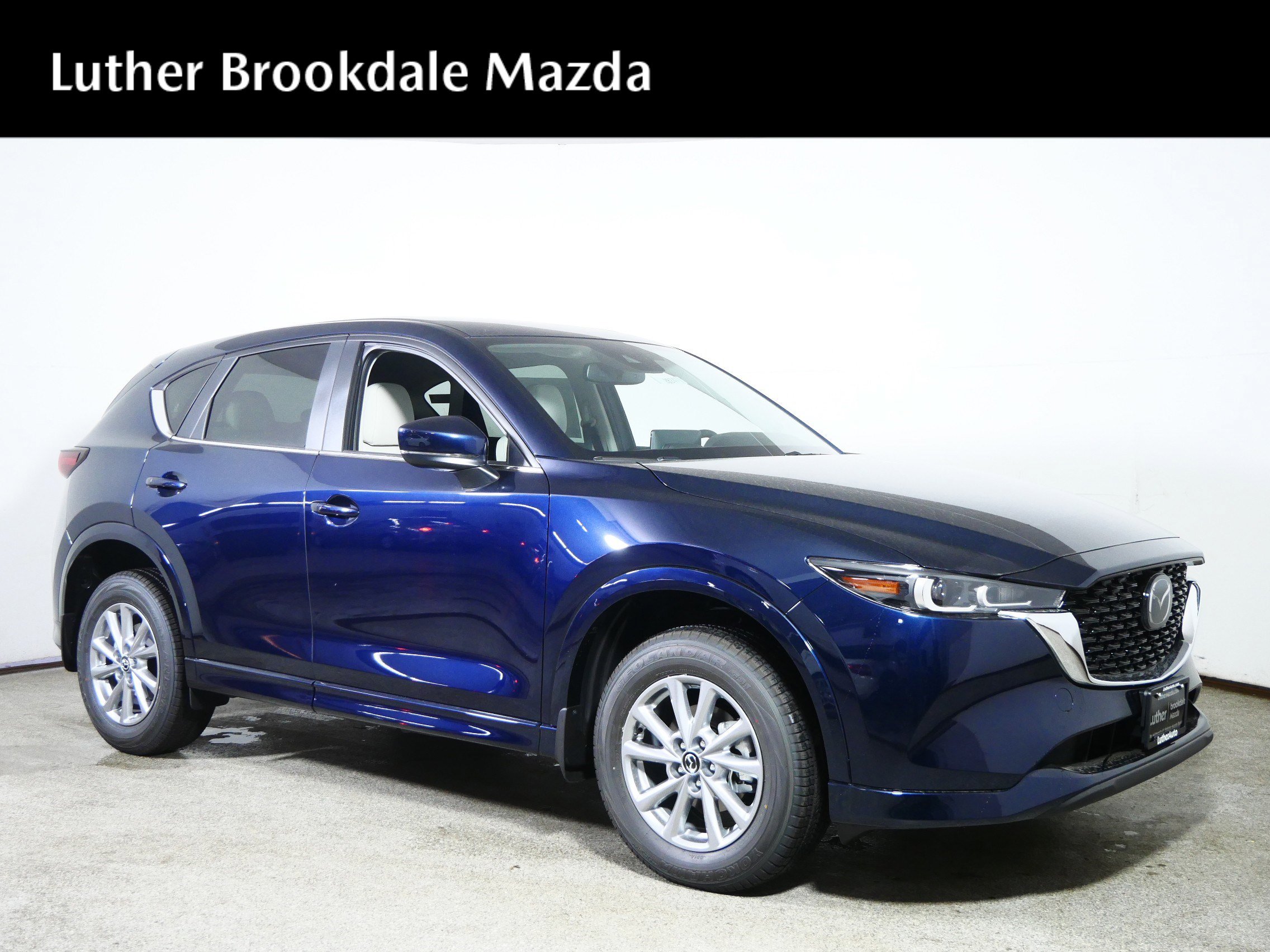 2025 Mazda CX-5 S Preferred package's photo