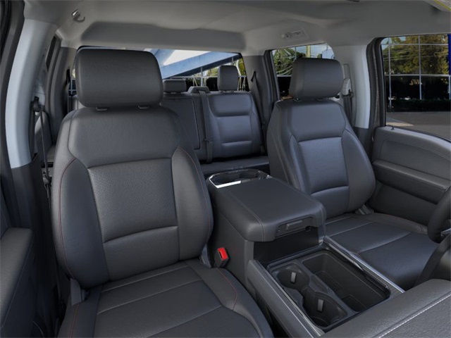 2025 Ford F-550 Lariat photo 9