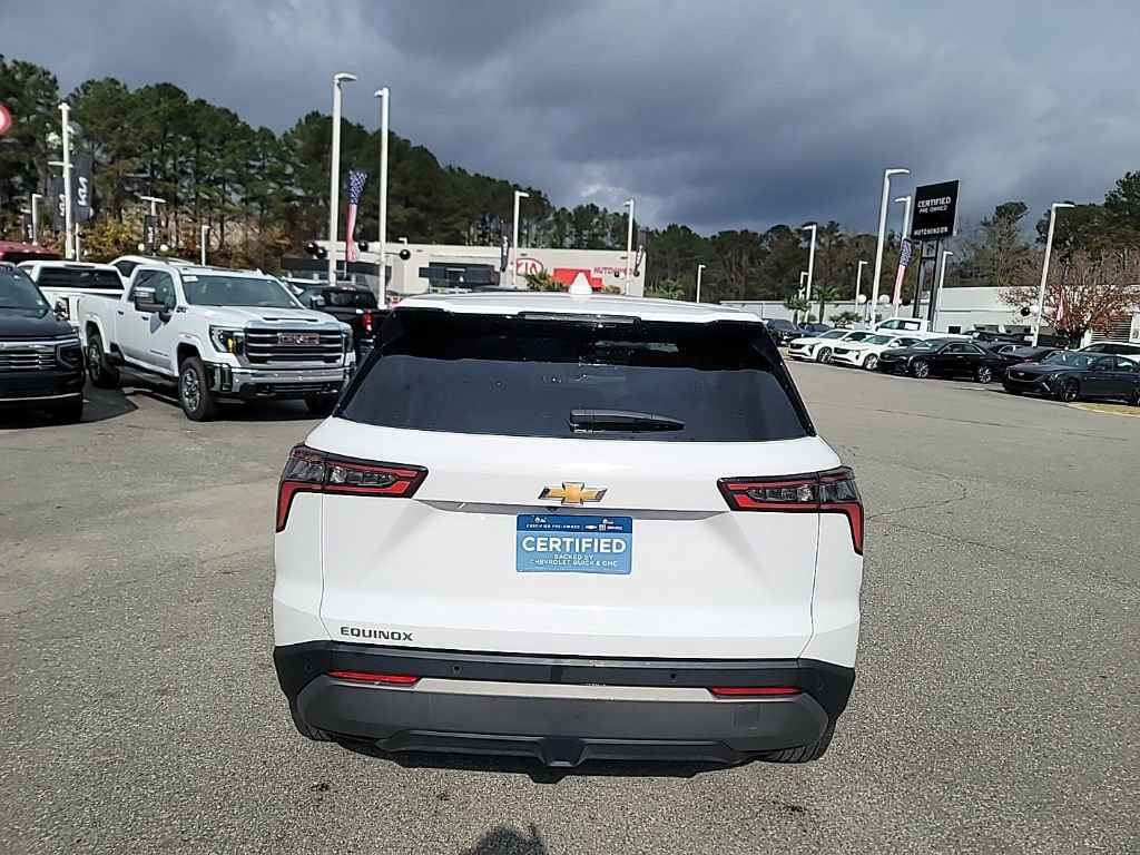 2025 Chevrolet Equinox LT photo 3