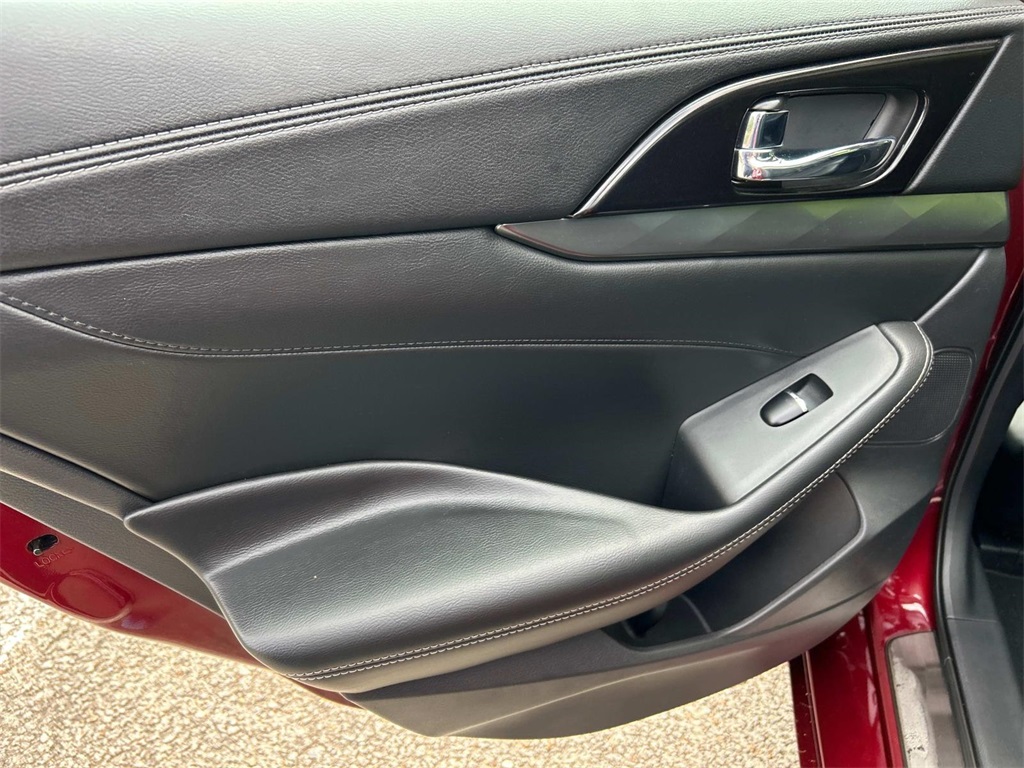 2019 Nissan Maxima SL photo 21