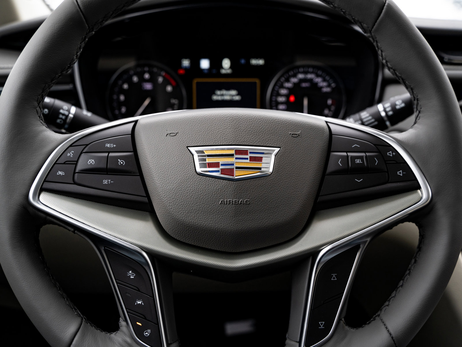 New 2024 Cadillac XT5 AWD Premium Luxury Sunroof Heated & Cooled