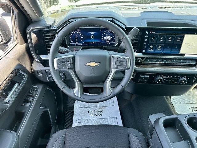 2025 Chevrolet Silverado 1500 LT photo 15
