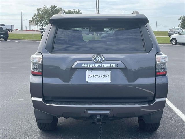 2022 Toyota 4Runner SR5 Premium photo 4