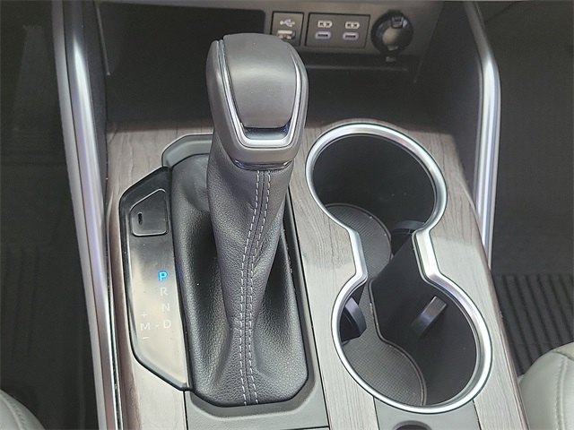 2022 Toyota Highlander Platinum photo 19