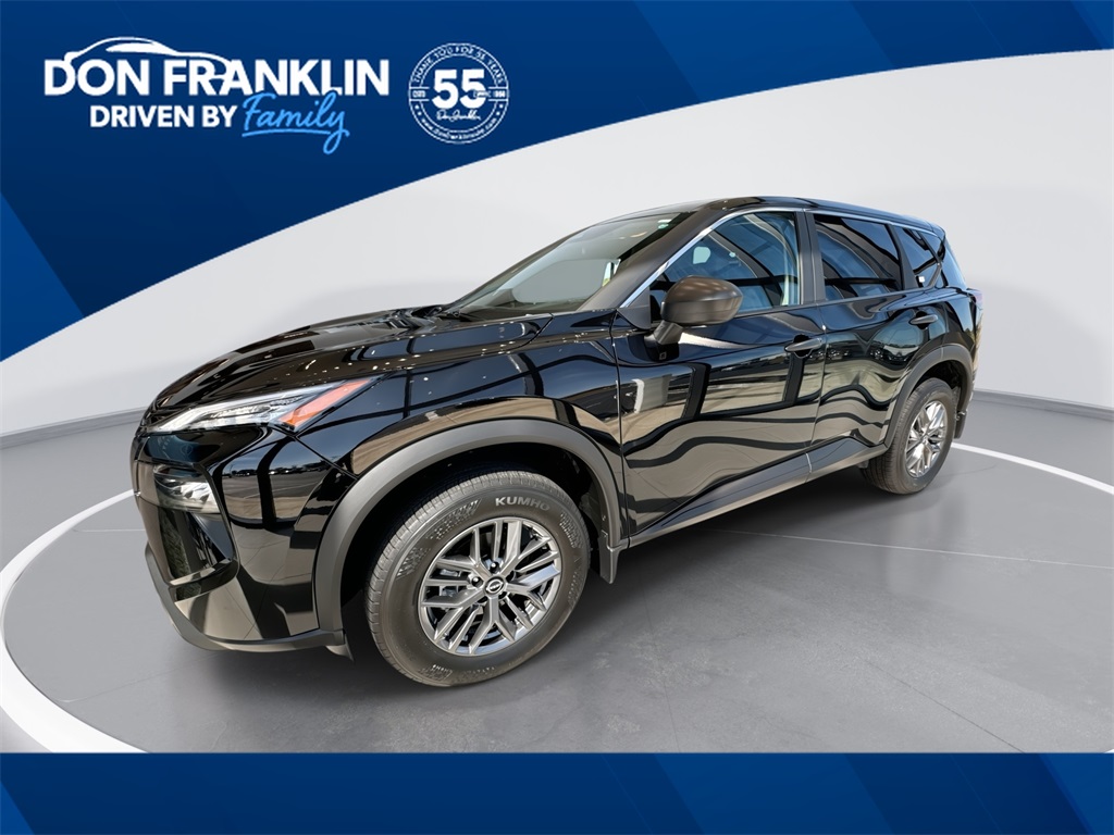 2026 Nissan Rogue S's photo