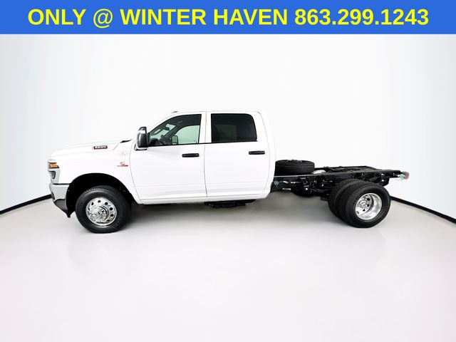 2025 Ram 3500 Tradesman photo 4