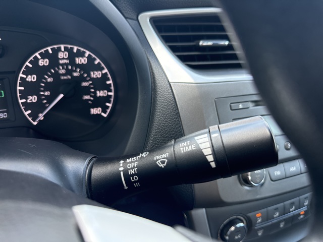 2013 Nissan Sentra S photo 16