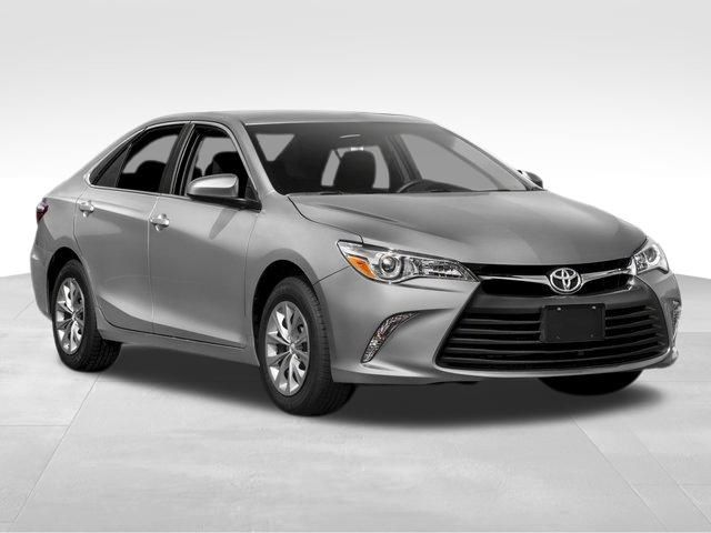 2017 Toyota Camry SE photo 20