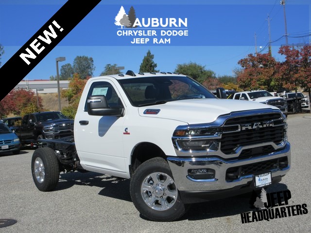2026 RAM Ram 3500 Chassis Cab Tradesman's photo