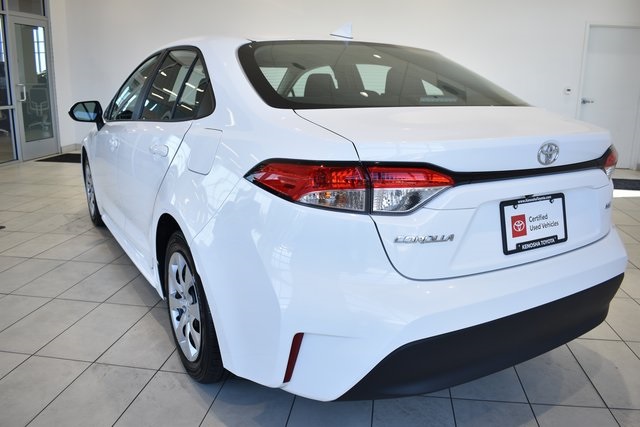 2024 Toyota Corolla LE photo 5