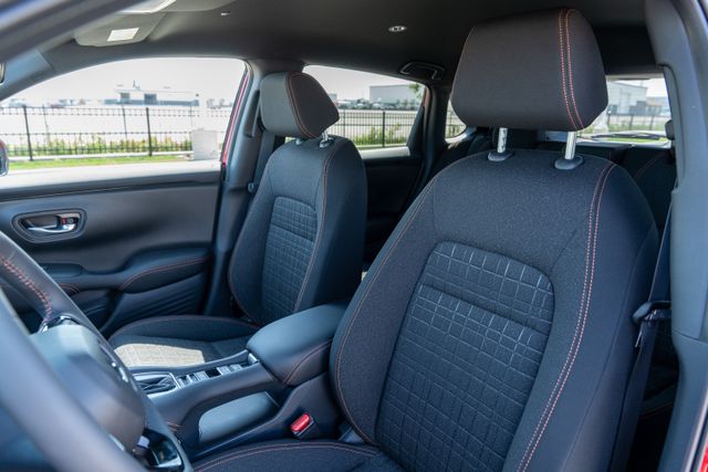 2025 Honda HR-V Sport photo 9