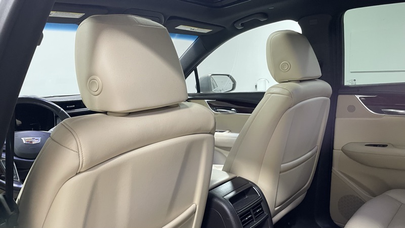 2019 Cadillac XT5 Luxury photo 17