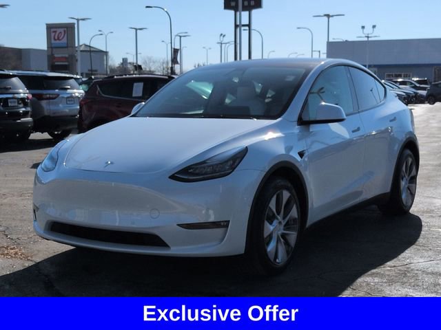 Used 2021 Tesla Model Y Long Range with VIN 5YJYGDEE7MF197878 for sale in Oak Lawn, IL