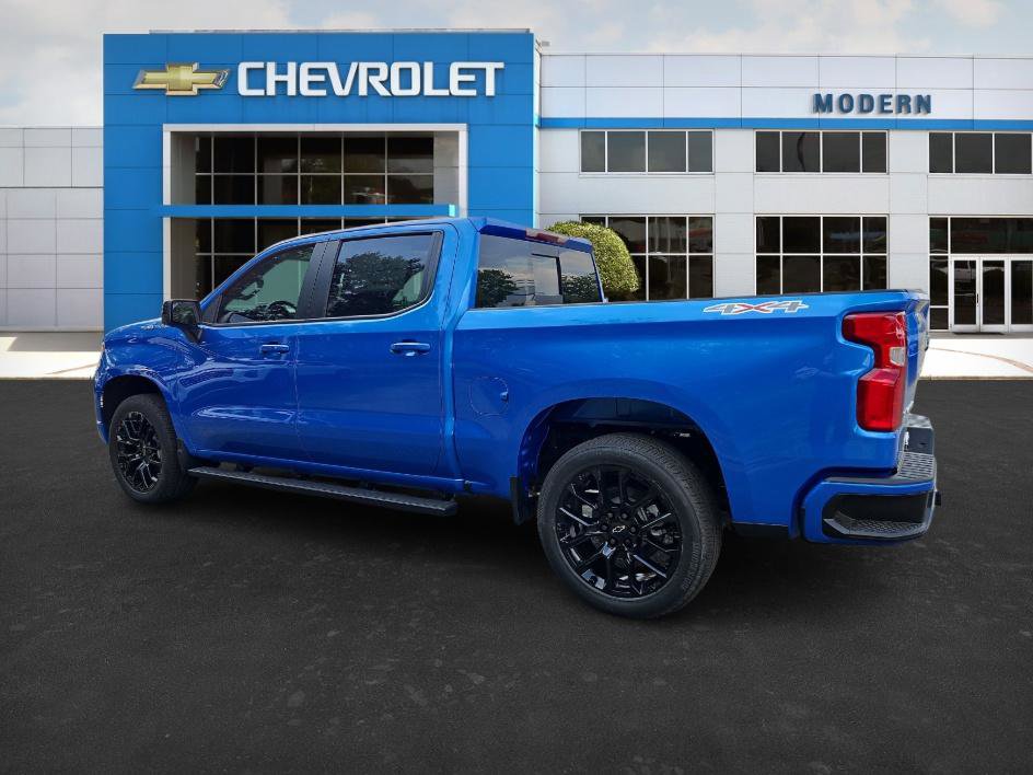 2025 Chevrolet Silverado 1500 RST photo 3