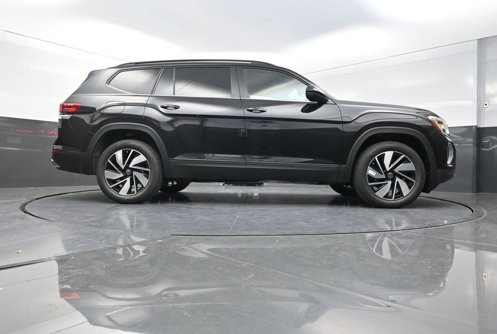 2026 Volkswagen Atlas SE Technology photo 24