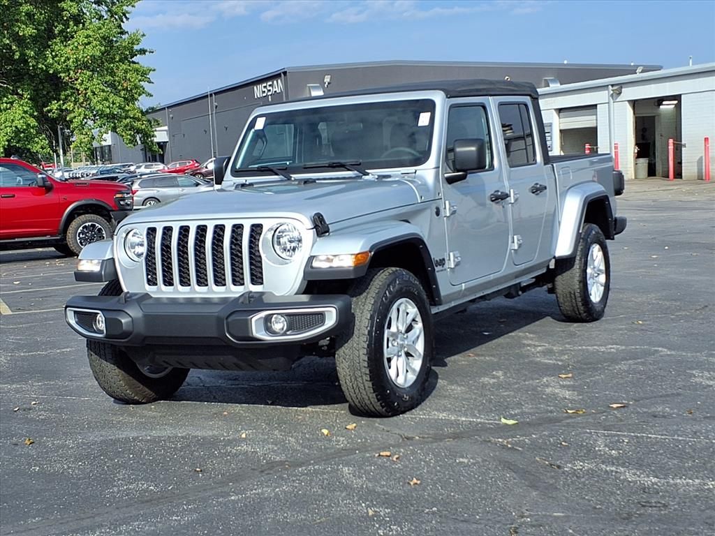 Used 2023 Jeep Gladiator Sport S with VIN 1C6JJTAGXPL584860 for sale in Kansas City