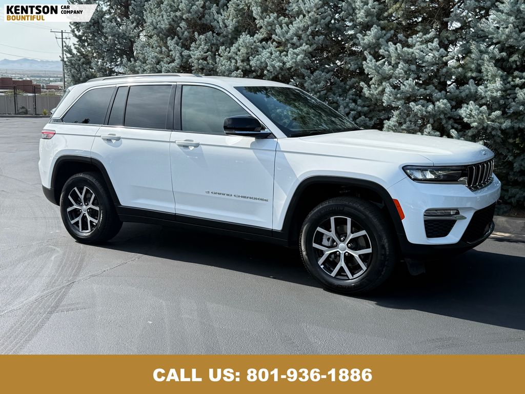 2024 Jeep Grand Cherokee Limited photo 11