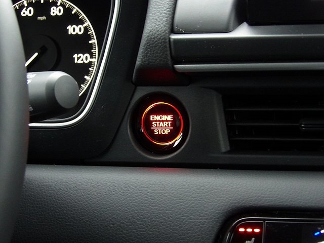 2025 Honda Pilot Touring photo 26