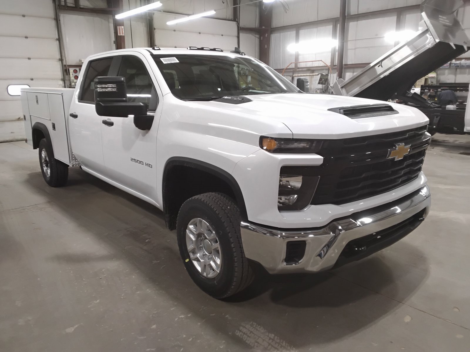 2026 Chevrolet Silverado 2500HD photo 2
