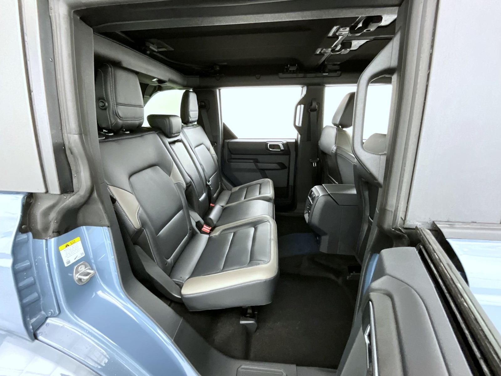 2025 Ford Bronco Outer Banks photo 16