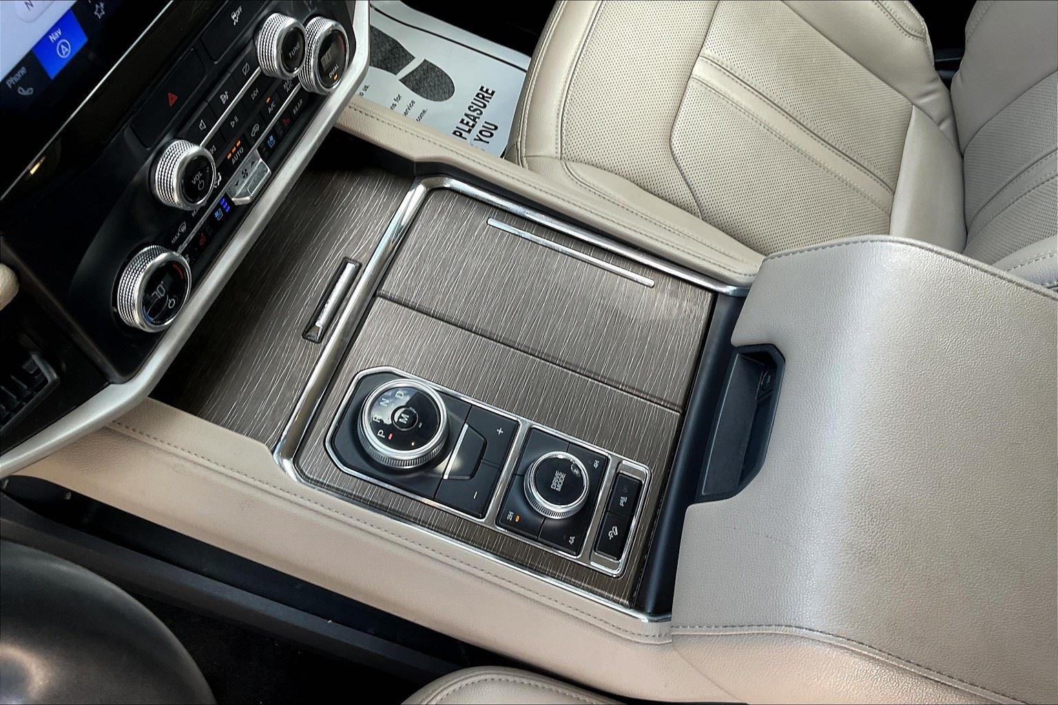 2023 Ford Expedition Limited photo 14