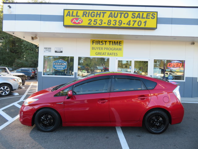 2015 Toyota Prius Four photo 2