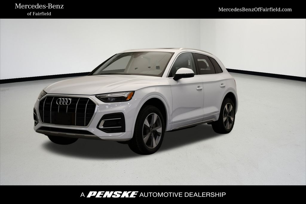 2024 Audi Q5 Premium Plus's photo