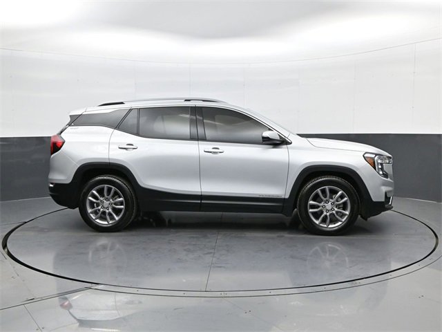 2022 Gmc Terrain SLT photo 2