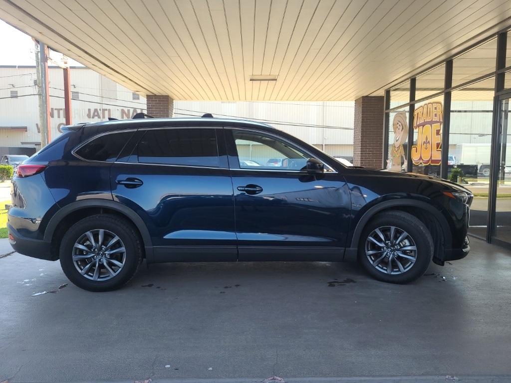 2022 Mazda CX-9 Touring photo 6