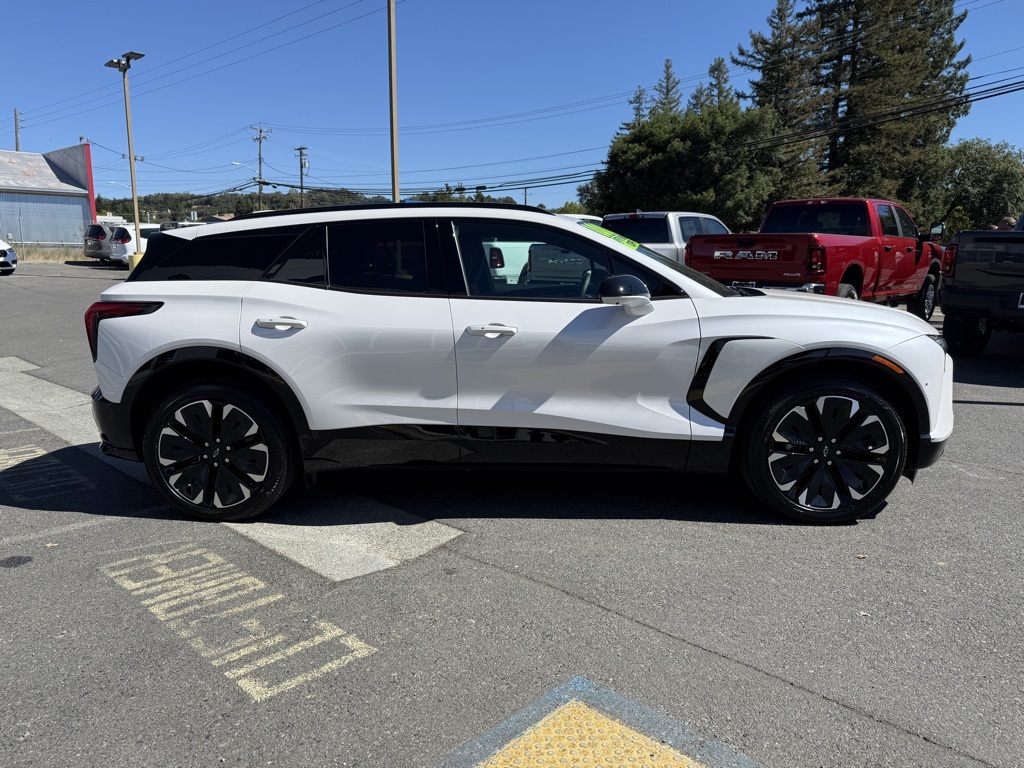 2024 Chevrolet Blazer EV RS photo 5