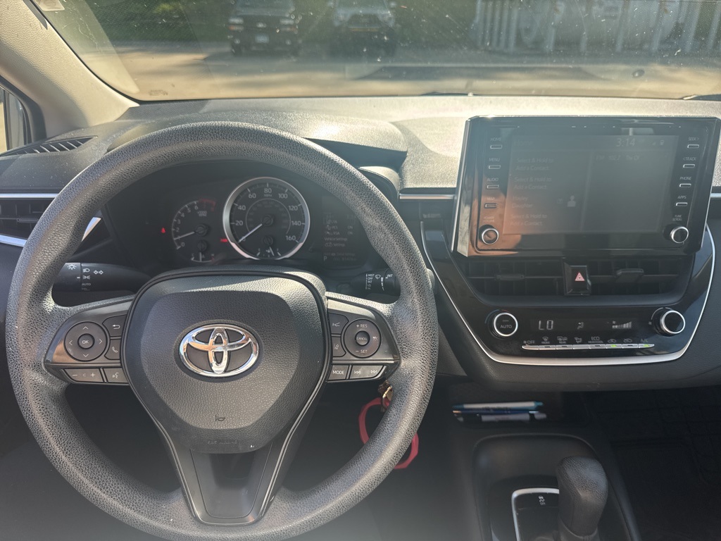 2020 Toyota Corolla LE photo 16
