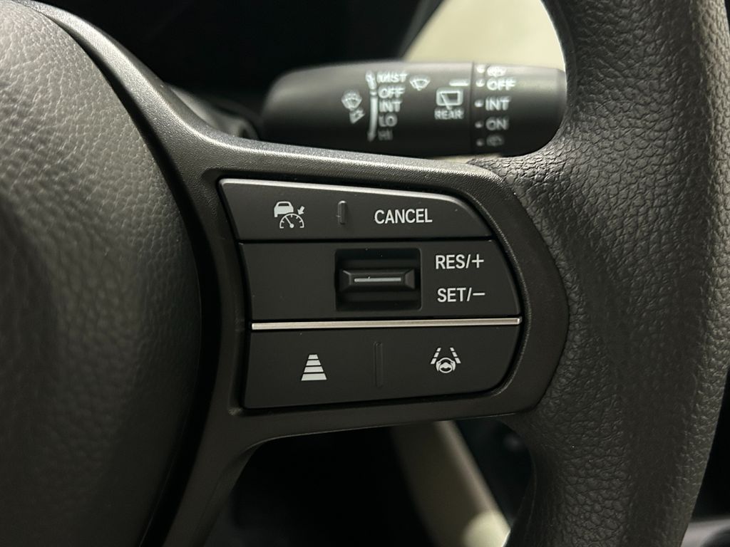 2026 Honda HR-V LX photo 11